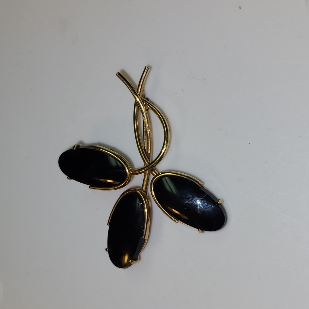 Van Dell Gold Filled Pin